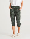 Tokyo 3/4 Pant - Abstract Print