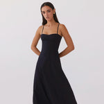 Top 5 ways to accessorise your black maxi dress