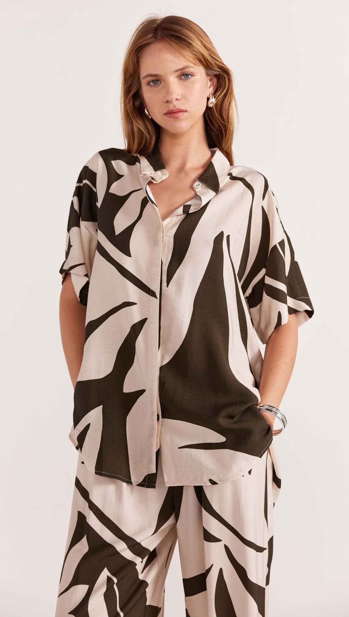Acacia Resort Shirt - Olive– Oh So Pretty NZ